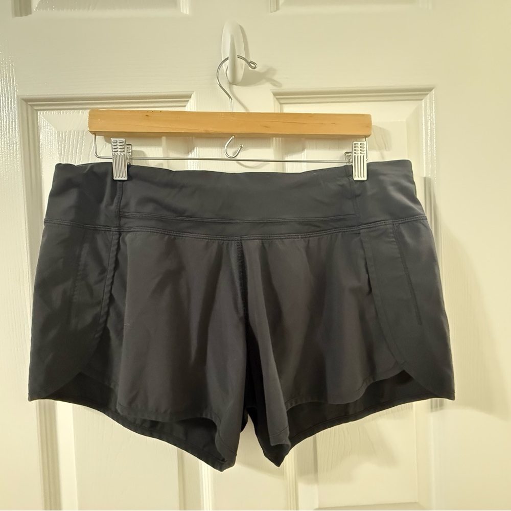 Lululemon Run Time Shorts 4" — Black 🖤
